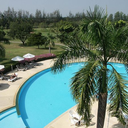 The Royal Chiang Mai Golf Resort Ban Mai  Eksteriør billede